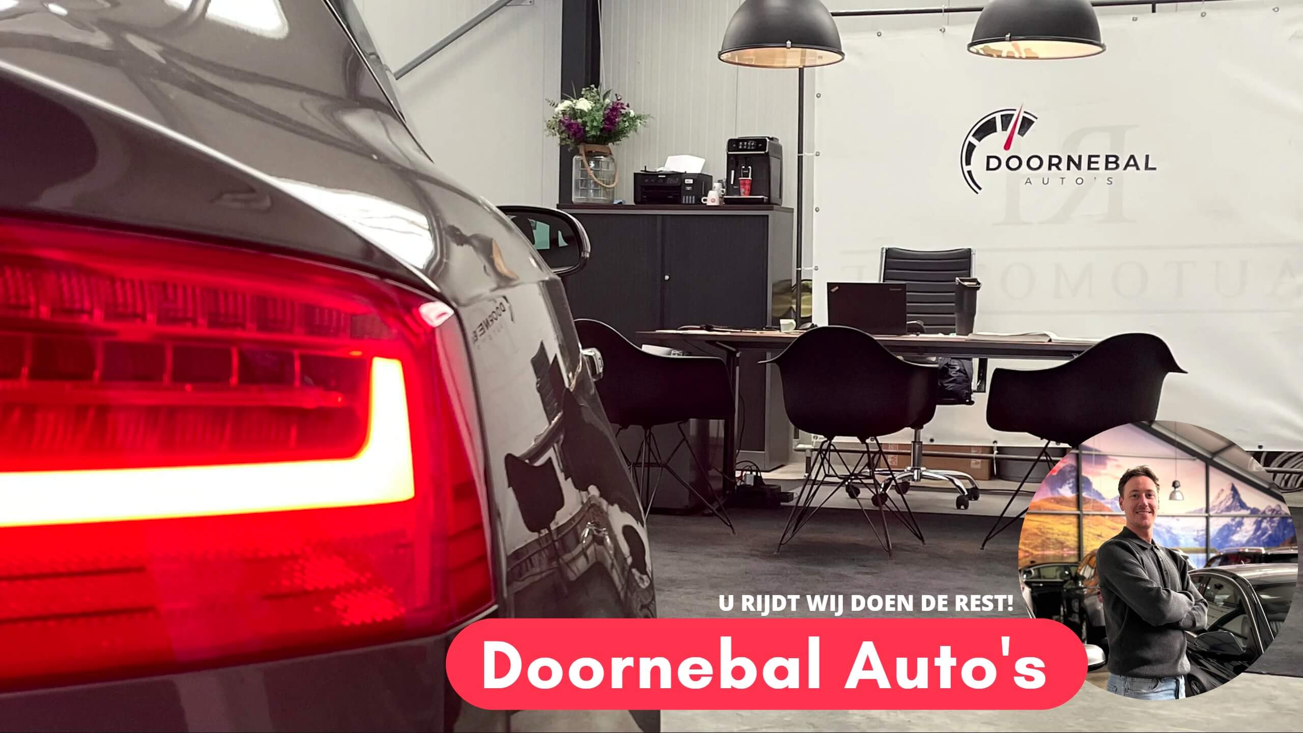 De showroom van buiten
